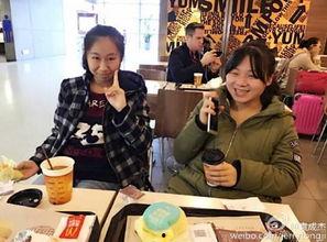 娱乐圈第一位吃瓜群众,揭秘幕后风云，见证明星成长