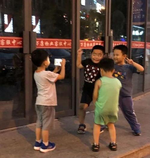 娱乐吃瓜的头像图片男,吃瓜群众聚焦神秘男星