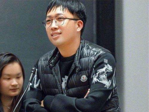 吃瓜娱乐圈金晨是谁配的,娱乐圈的变脸传奇，从清新脱俗到争议不断