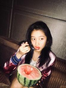 娱乐圈吃瓜鸡腿姐是谁,娱乐圈吃瓜达人鸡腿姐揭秘娱乐圈幕后真相